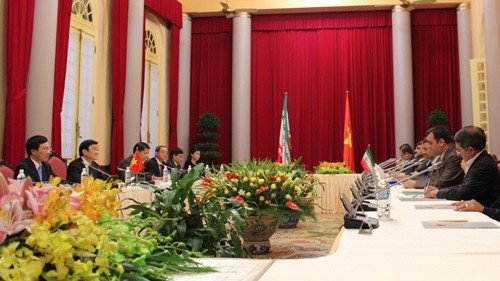Chủ tịch nước đón và hội đàm với Tổng thống Iran - ảnh 2